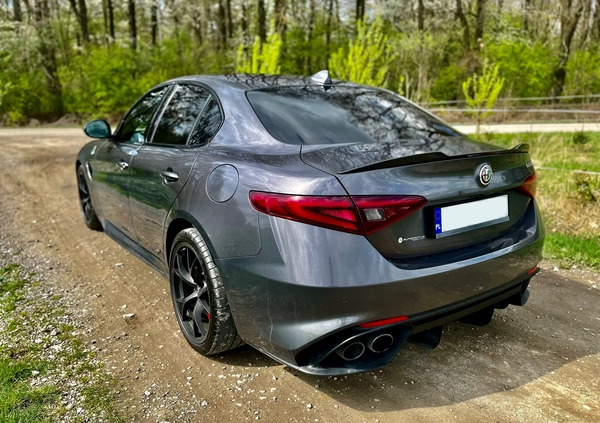 Alfa Romeo Giulia cena 209000 przebieg: 77000, rok produkcji 2018 z Świdnik małe 121